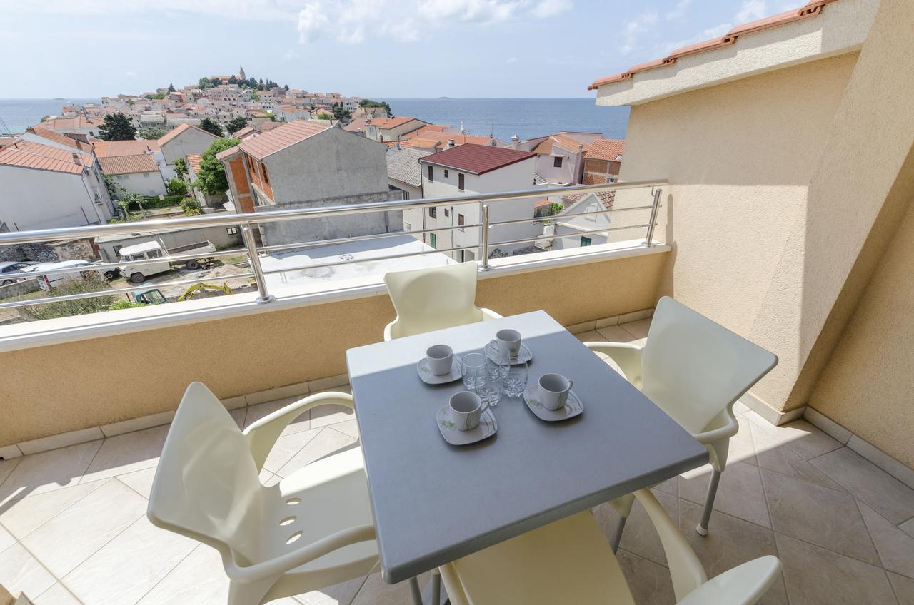 Apartments Danica Primosten Luaran gambar