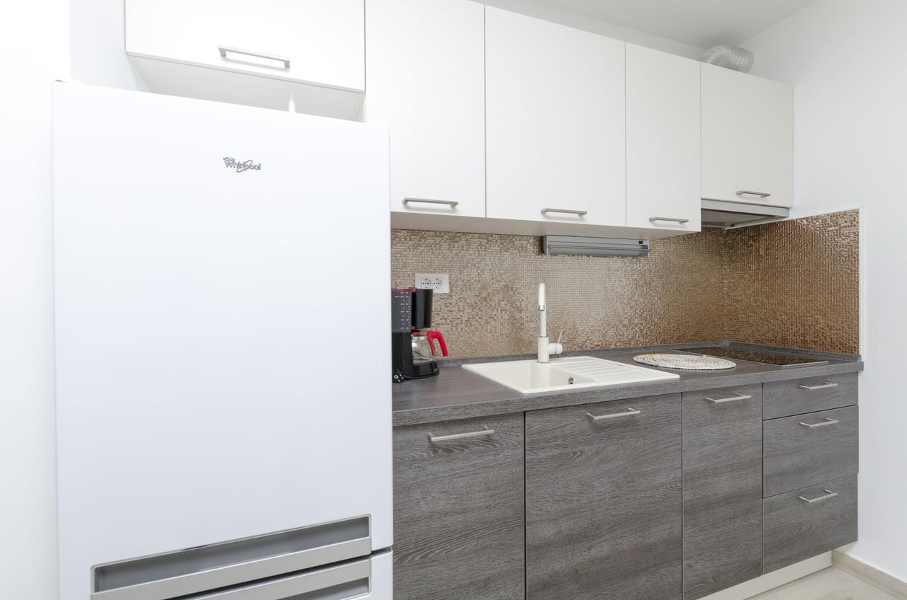 Apartments Danica Primosten Luaran gambar