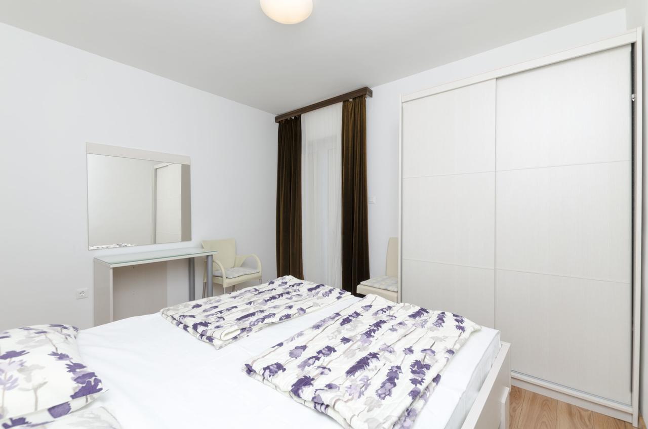 Apartments Danica Primosten Luaran gambar
